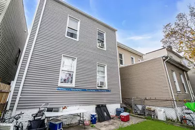 107 Bidwell Avenue, Jersey City, NJ 07305 - Photo 12