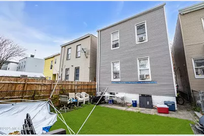 107 Bidwell Avenue, Jersey City, NJ 07305 - Photo 10