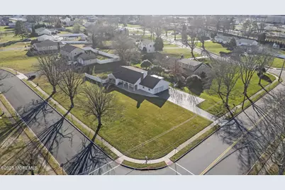 2 Varnum Lane, Manalapan Township, NJ 07726 - Photo 60