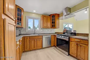29 Lohsen Ave, Keansburg, NJ 07734 - Photo 14