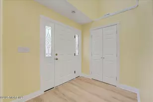 29 Lohsen Ave, Keansburg, NJ 07734 - Photo 4