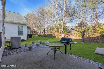 26 Gardenways Court, Lakewood, NJ 08701 - Photo 20