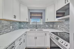 75 Wharfside Dr, Monmouth Beach, NJ 07750 - Photo 2