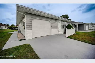 343 Barbados Drive N, Toms River Township, NJ 08757 - Photo 2