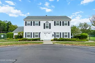 7 Longfellow Ct, Freehold, NJ 07728 - Photo 34