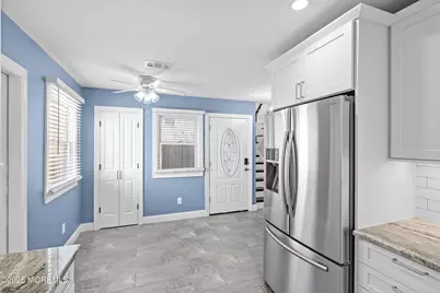 7 Longfellow Court, Freehold, NJ 07728 - Photo 6