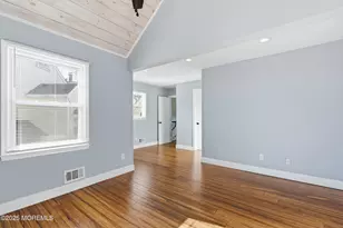 7 Longfellow Ct, Freehold, NJ 07728 - Photo 22