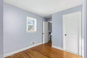 7 Longfellow Ct, Freehold, NJ 07728 - Photo 20