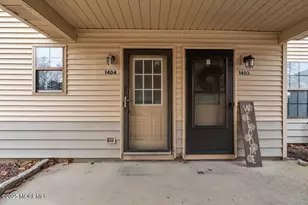 1404 Violet Ln, Jackson, NJ 08527 - Photo 4