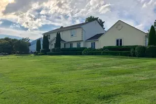 16 Bridle Dr, West Long Branch, NJ 07764 - Photo 4