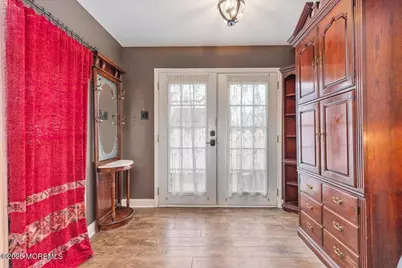 37 Beaconlight Avenue, Keansburg, NJ 07734 - Photo 4
