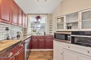 37 Beaconlight Ave, Keansburg, NJ 07734 - Photo 14