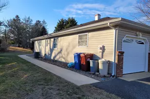 7 Le Lamentin Dr, Toms River Township, NJ 08757 - Photo 4