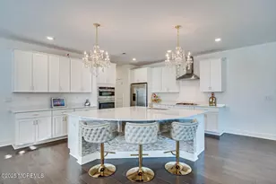 1001 Navigator Ave, Marlboro Township, NJ 07746 - Photo 14