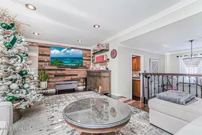 42 S Heathcote Avenue, Edison, NJ 08817 - Photo 20