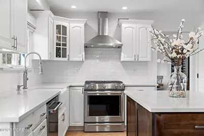 129 Four Winds Drive, Middletown, NJ 07748 - Photo 16