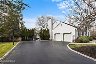 129 Four Winds Dr, Middletown, NJ 07748 - Photo 48