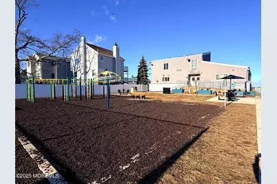 52 Washington Avenue, Highlands, NJ 07732 - Photo 18