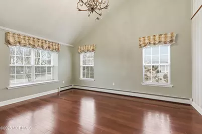 9 Rosewood Drive, Lakewood, NJ 08701 - Photo 4