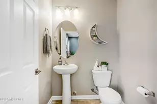 153 Waypoint Dr, Eatontown, NJ 07724 - Photo 10