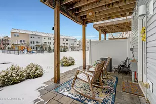 153 Waypoint Dr, Eatontown, NJ 07724 - Photo 38