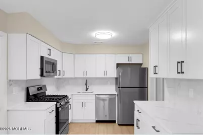 4 Cooper Court, Freehold, NJ 07728 - Photo 10