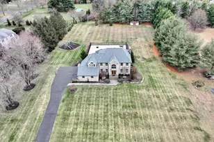 26 Saddlebrook Rd, Millstone Township, NJ 08535 - Photo 12