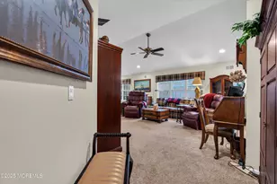 27 Strawberry Ln, Lakewood, NJ 08701 - Photo 42
