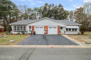 988 B Constitution Blvd, Whiting, NJ 08759 - Photo 6