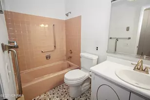 988 B Constitution Blvd, Whiting, NJ 08759 - Photo 18