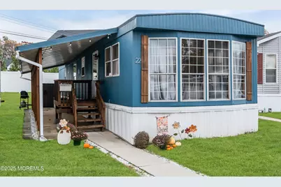 22 Shorehaven Park, Hazlet Township, NJ 07730 - Photo 2