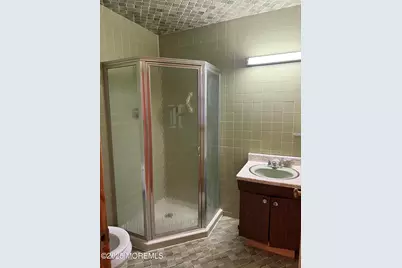 88 Standiford Avenue, Sayreville, NJ 08872 - Photo 18