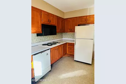 180B Sterling Court #B, Lakewood, NJ 08701 - Photo 4