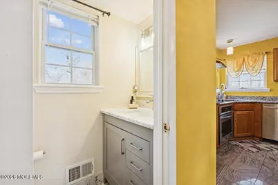 2 Cliffwood Avenue, Matawan, NJ 07747 - Photo 12