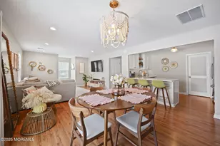 39 Des Moines Ct, Tinton Falls, NJ 07712 - Photo 8