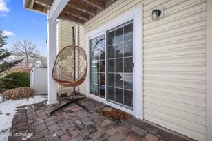 39 Des Moines Ct, Tinton Falls, NJ 07712 - Photo 22