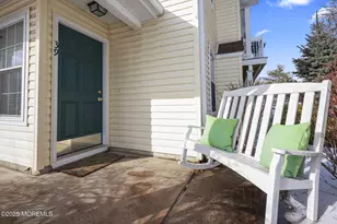 39 Des Moines Ct, Tinton Falls, NJ 07712 - Photo 24