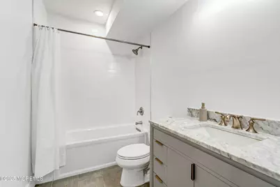 450 Wells Avenue, Oakhurst, NJ 07755 - Photo 38