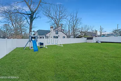 450 Wells Avenue, Oakhurst, NJ 07755 - Photo 34