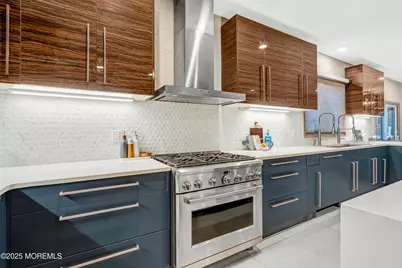 450 Wells Avenue, Oakhurst, NJ 07755 - Photo 14