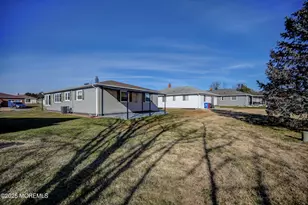 8 Newcastle Ct, Toms River Township, NJ 08757 - Photo 30