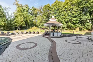 14 Schanck Rd, Holmdel, NJ 07733 - Photo 60