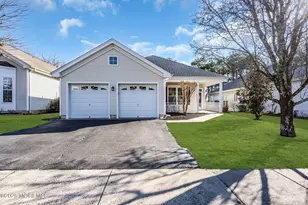 19 Goldenedge Way, Lakewood, NJ 08701 - Photo 2