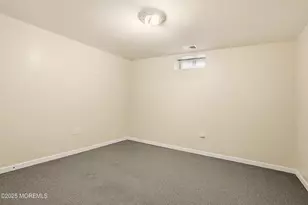 129 Liverpool Ct, Lakewood, NJ 08701 - Photo 20