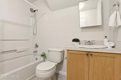 129 Liverpool Court, Lakewood, NJ 08701 - Photo 18