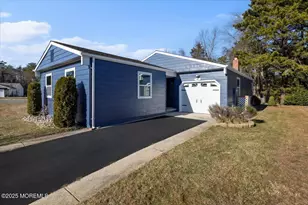 52 Santiago Ct, Toms River Township, NJ 08757 - Photo 2