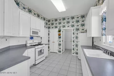 12 Quicksilver Court, Lakewood, NJ 08701 - Photo 6