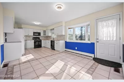 573 Lloyd Road, Aberdeen Township, NJ 07747 - Photo 6