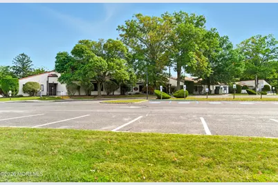 125 Amberly Drive #F, Manalapan Township, NJ 07726 - Photo 28