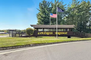 125 Amberly Dr, Manalapan Township, NJ 07726 - Photo 24